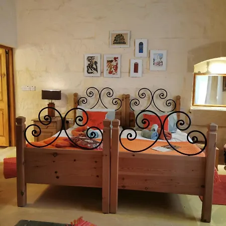 Ta Mina Gharb Nocleg ze śniadaniem Għarb