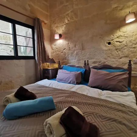 Ta Mina Gharb Nocleg ze śniadaniem Għarb